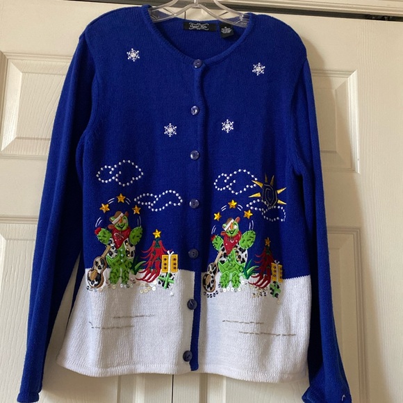 Krystal-Kobe Sweaters - Beautiful Ugly Christmas sweater. Southwest cactus and chili peppers. Size M